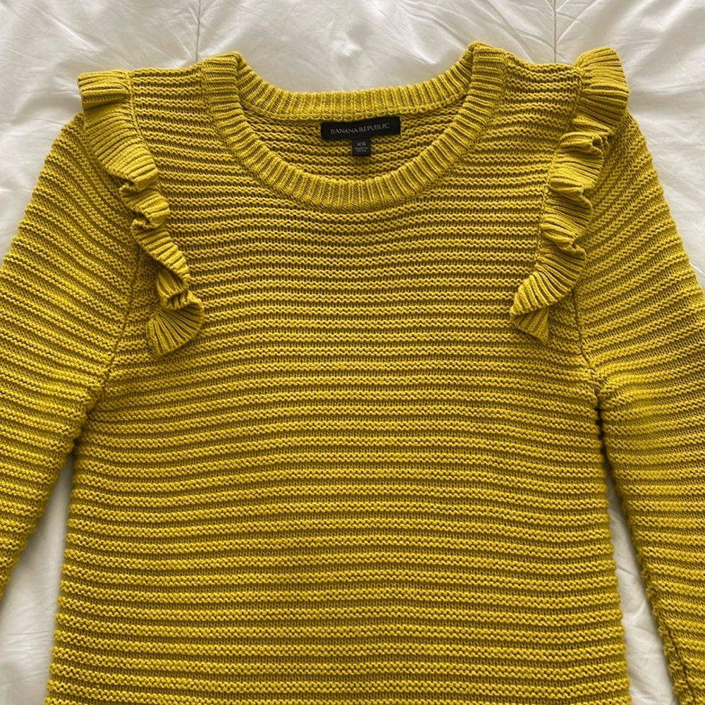 Banana Republic Yellow Ribbed Sweater